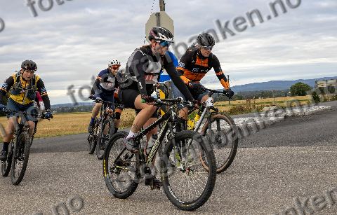 Kristian Limbodal Ørbæk, Christian Trefjord, Sandra Ovesen Trefjord og Stian Ørbæk
