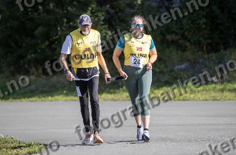 Borge Røstum og Anne Beirit Aunegjerdet