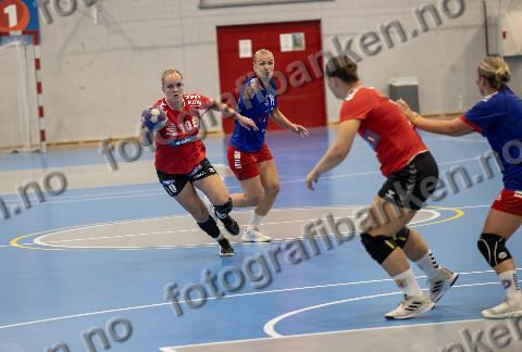 Hedda Kopperud Tømte kontrer