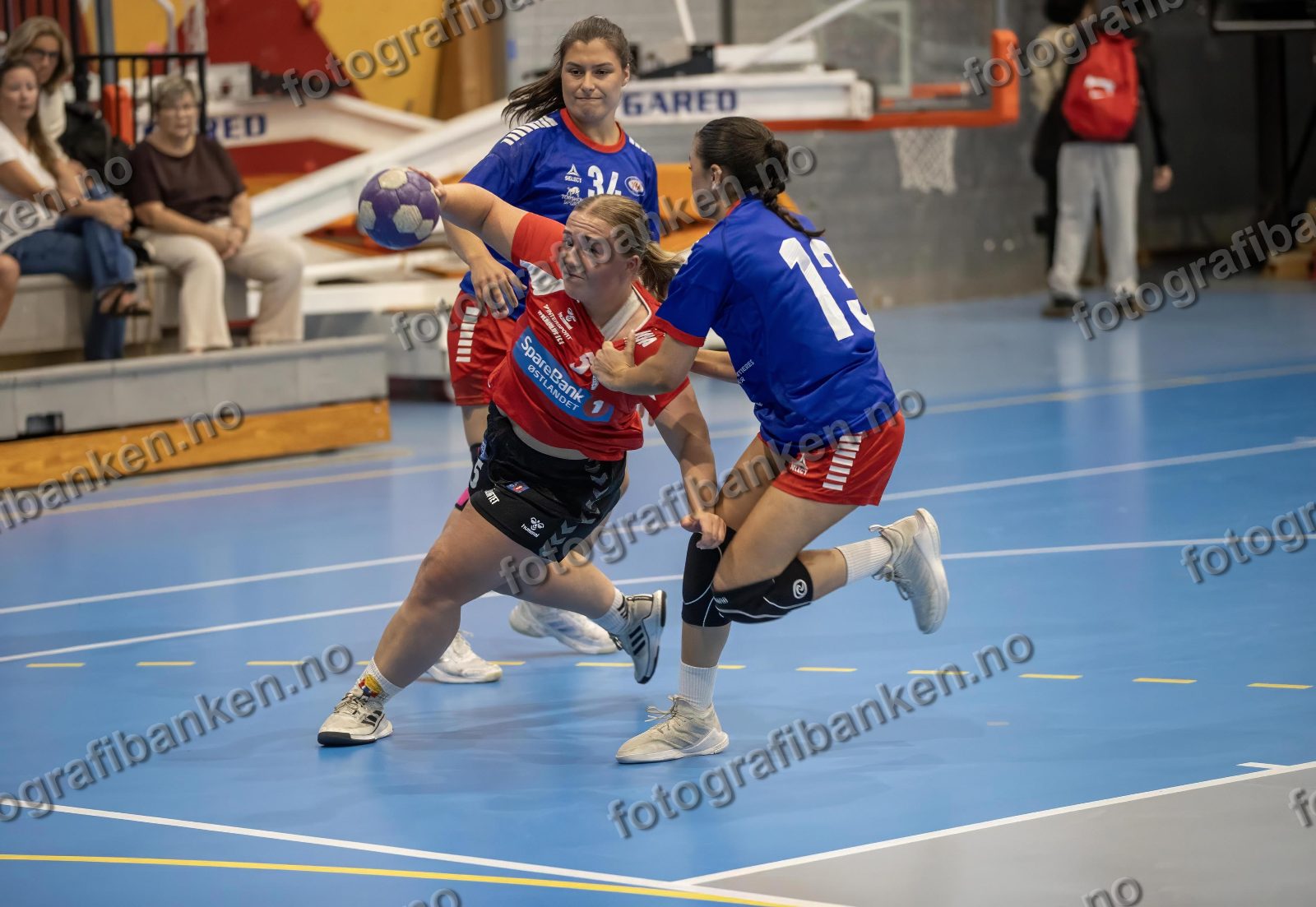 Julie Bakkehaug Mathisen