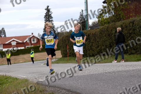 Johan Løvik-Nesje (937) · Kristian Klemmetsem (911)