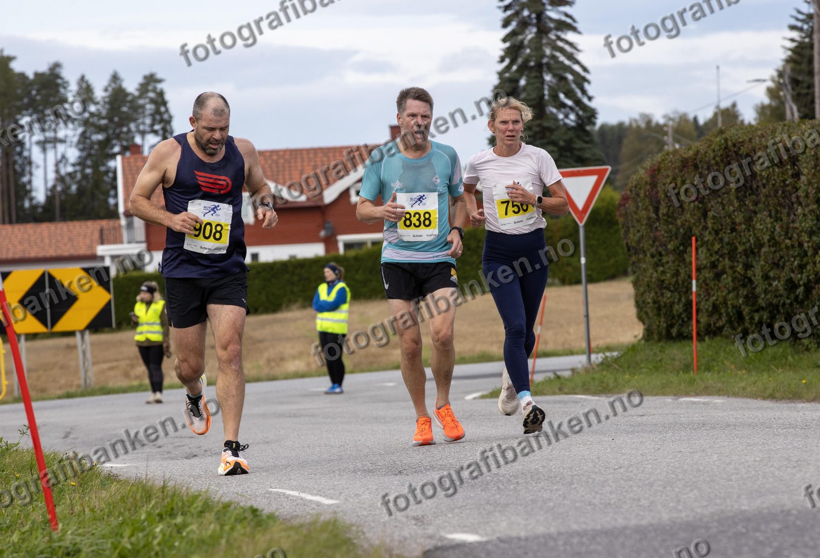Helge Hella (908) · Hans-Jørgen Lund (838) · Bente Skari (756)