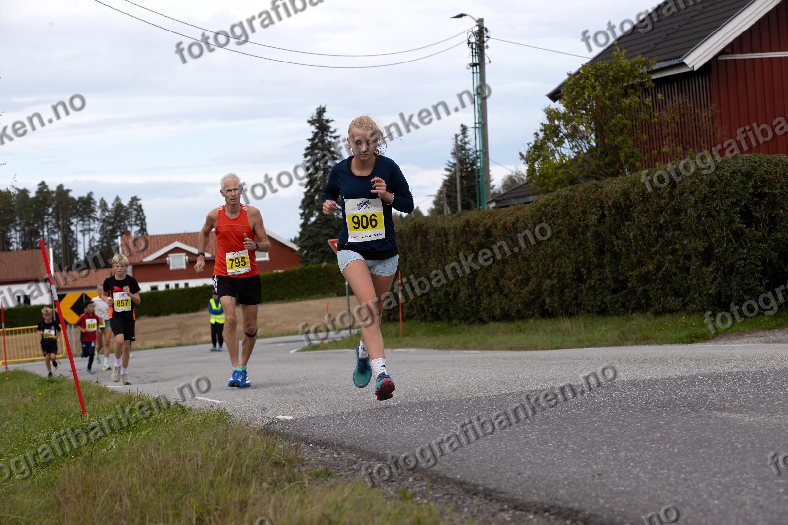Emilie Hansen (906) · Pål Simon Simonsen (795)