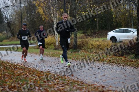 Victor Harrison Lundqvist (9484) · Tom Kenneth Sandvold (9510)