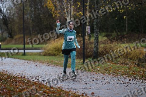 Katrine Fangen (33)