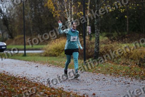 Katrine Fangen (33)
