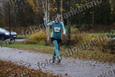 Katrine Fangen (33)