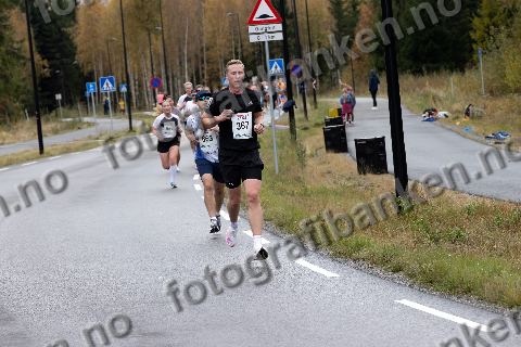 Lise-Sophie Hansen (959) · Andrei Tarus (663) · Oliver Persson (367)