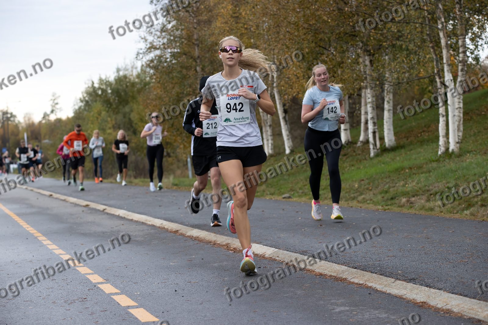 Maren Grønning Tvervaag (942) · Marthe Aaserød (142)