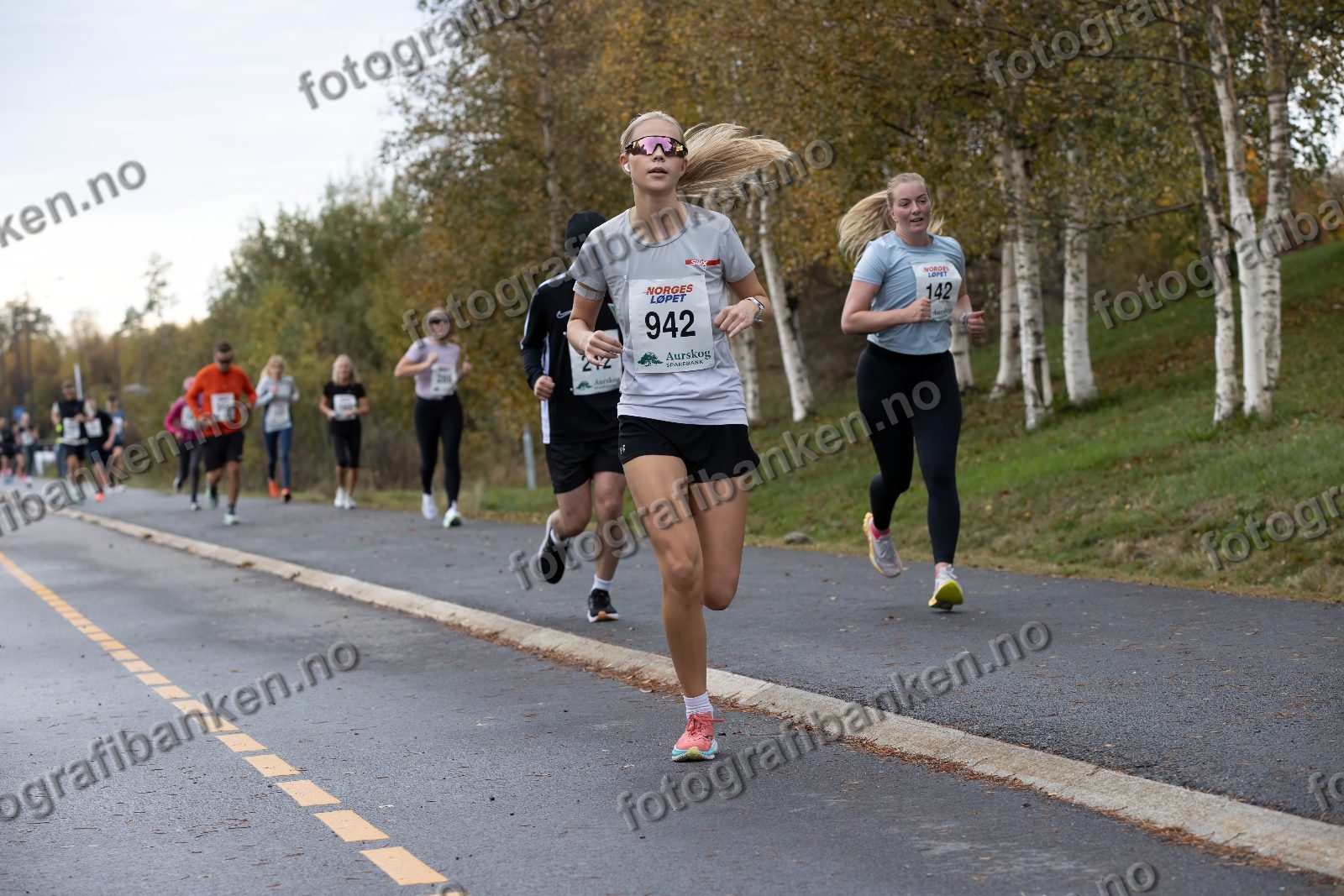 Maren Grønning Tvervaag (942) · Marthe Aaserød (142)