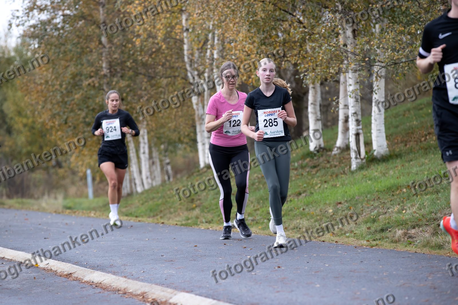 Martine Andresen (924) · Ragnhild Bieltvedt Skeie (122) · Julie Skeie Furuseth (285)