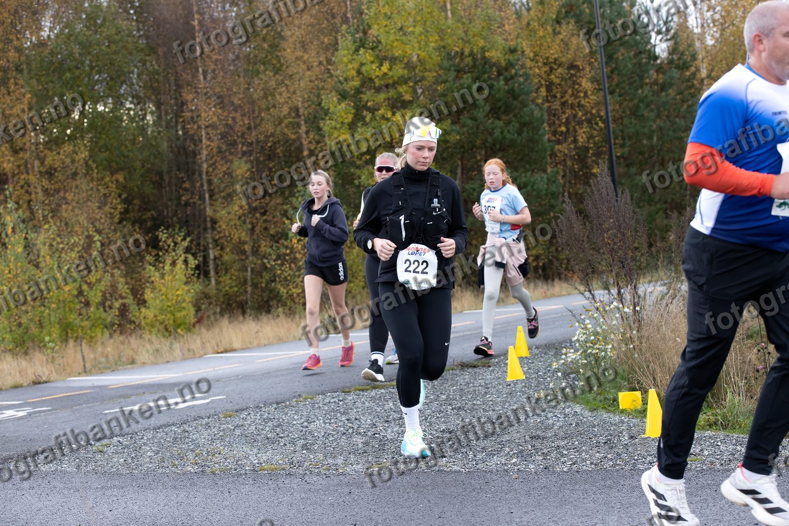 Elin Kvilten (222) · Lycke Victoria Holmedahl (307)