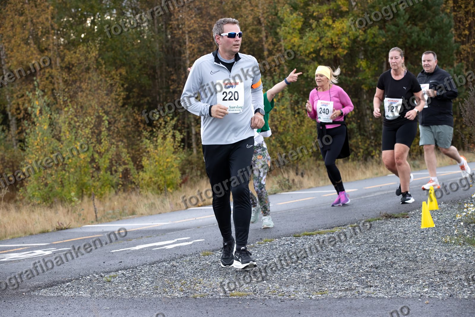 André Johansen (220) · Bente Rønningen (240) · Lene Nordbeck Jøransen (127)