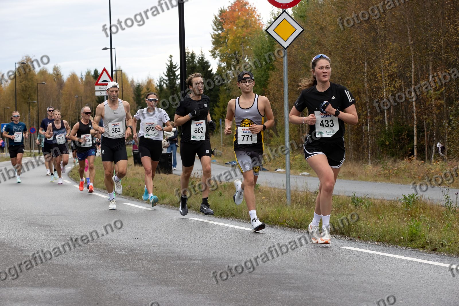 Line Melby (433) · Christer af Geijerstam (382) · Ane Bakke (849) · Ken Myrmel (862) · Arne Judson (771)