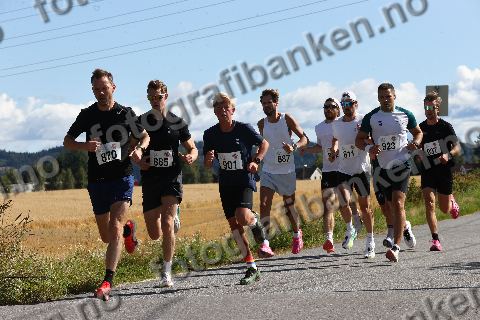 Corsin Hösli (811) · Trygve Ottersen (870) · Markus Kildahl (885)