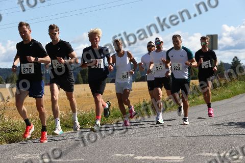 Corsin Hösli (811) · Trygve Ottersen (870) · Markus Kildahl (885)