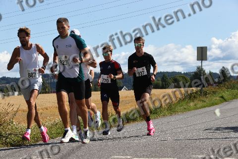 Simen Alexander Strømstad (770) · Kenneth Torkehagen (887) · Simen Andersen (923)