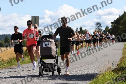 Jonas Engebret Larsen (771) · Tomas Skaret Halvorsen (936)
