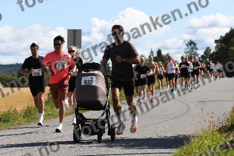 Jonas Engebret Larsen (771) · Tomas Skaret Halvorsen (936)