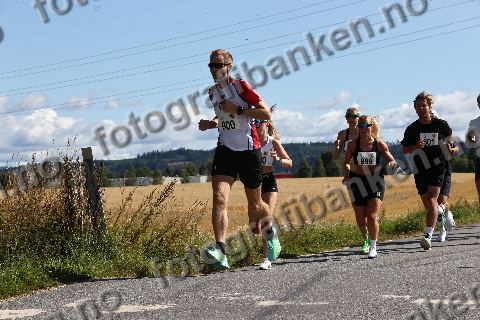 Marthe Kristine Hafsahl KARSET (899) · Henrik Schwarz (900)