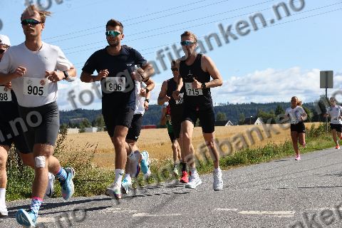 Lars Christian Mørch (715) · Julie Lous (790) · Nicolai Arntzen Borenstein (895)