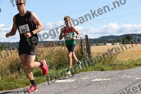 Jonas Hauger (892)