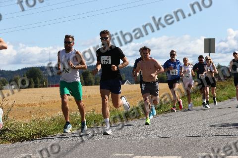 Håvard Njå (714) · Petter Veland (752) · Martin Hippe (779)