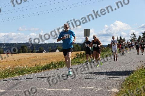 Morten Hansen (744) · Katrine Bråthen (805) · Christina Fjære (822)