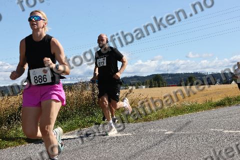 Magnus Helland (873) · Anne Gundersen (886)