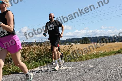 Magnus Helland (873) · Anne Gundersen (886)