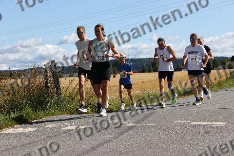 Ernst Herlof Kristiansen (727) · Stine Langedrag (730) · Lars Smedsrud (893)