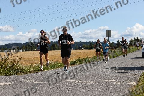 Mari Hvammen (732) · Siri Skjeggenes (823) · Jørn Aas (860)