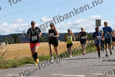 Hanne Karlsen (776) · Ingrid Engeset (833) · Tina Berg Løvlien (924)