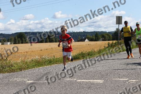 Julie Garsiot (850) · Håkon Blomberg Sveen (940)