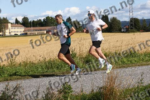 Corsin Hösli (811)
