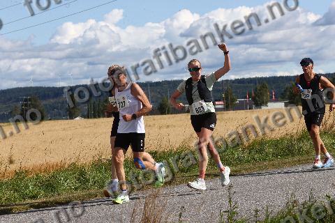 Ernst Herlof Kristiansen (727) · Siri Skjeggenes (823)