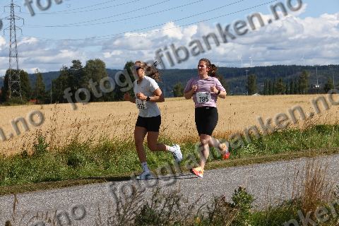 Maria Dahlgading (785) · Hedvig Nøtsund Carlsen (832)