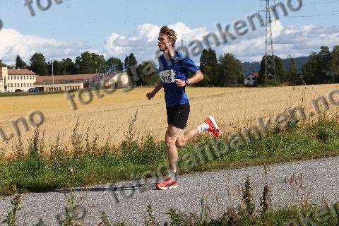 Jonas Melby Bråten (916)