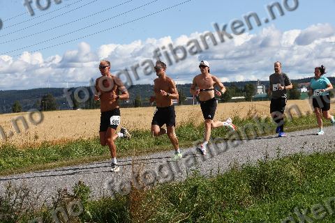 Camilla Berntsen (725) · Tommy Buksrud (745) · Marius Viken Vesterås (907)