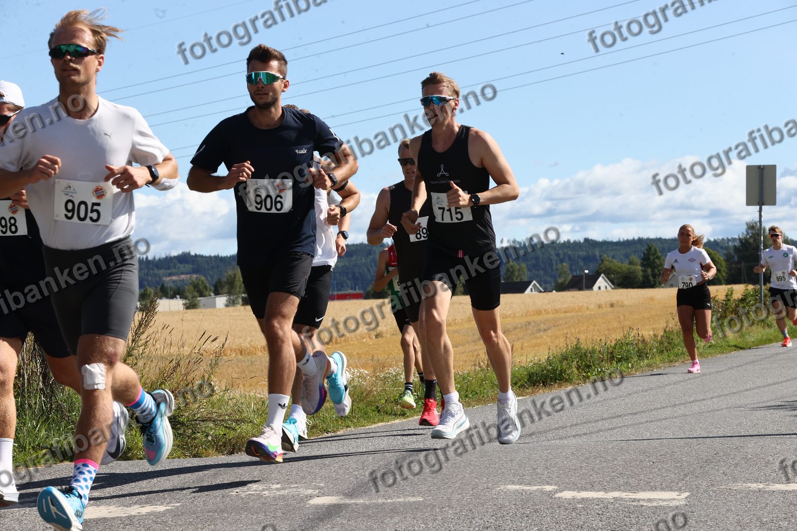 Lars Christian Mørch (715) · Julie Lous (790) · Nicolai Arntzen Borenstein (895)