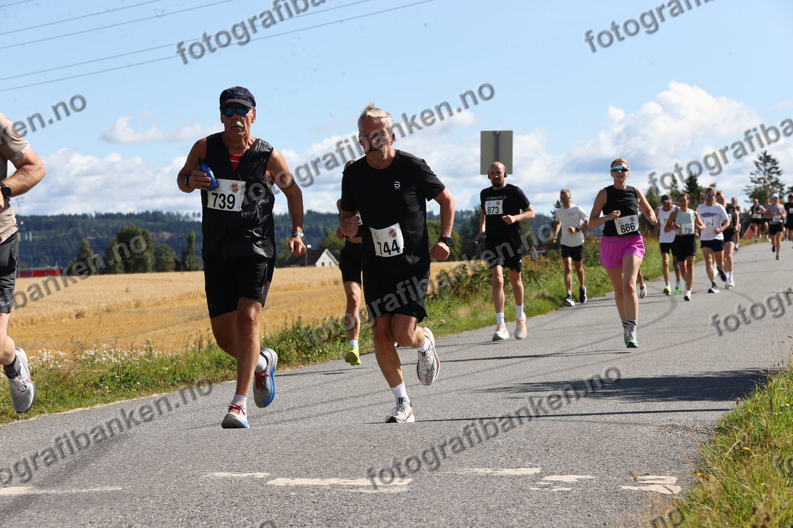 Erik Nilsen (739) · Magnus Helland (873) · Anne Gundersen (886)
