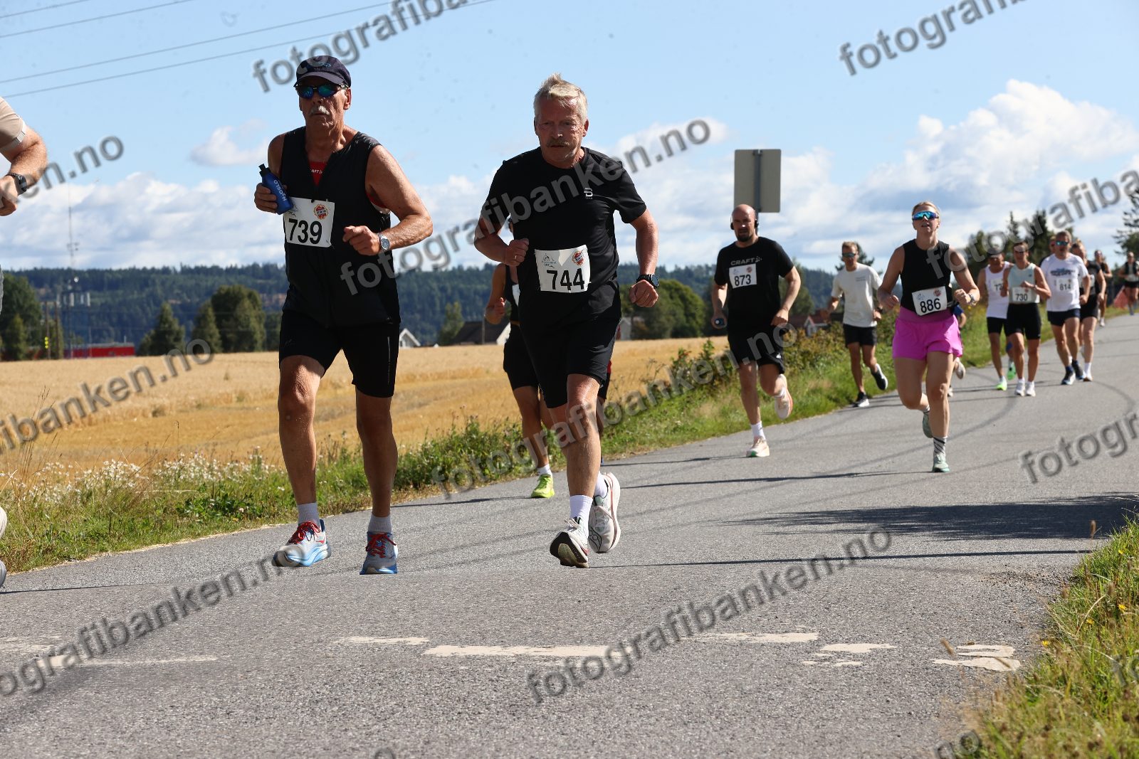 Morten Hansen (744) · Magnus Helland (873) · Anne Gundersen (886)
