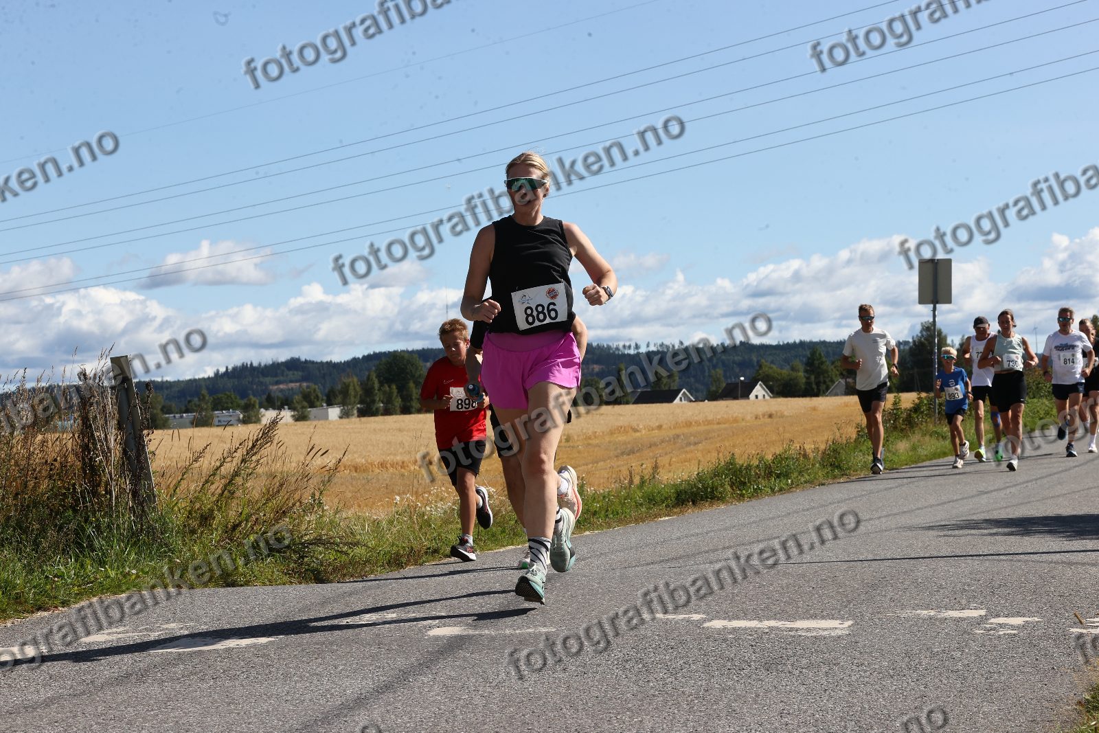 Stine Langedrag (730) · Anne Gundersen (886) · Anders Bennæs (890)