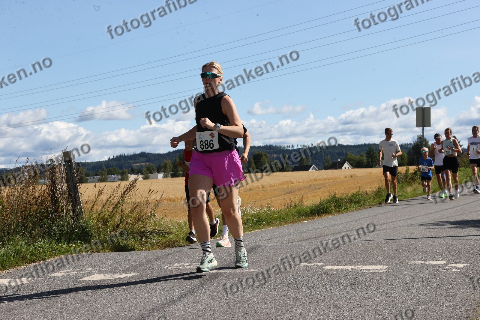 Emma Hovi (720) · Anne Gundersen (886) · Lars Smedsrud (893)
