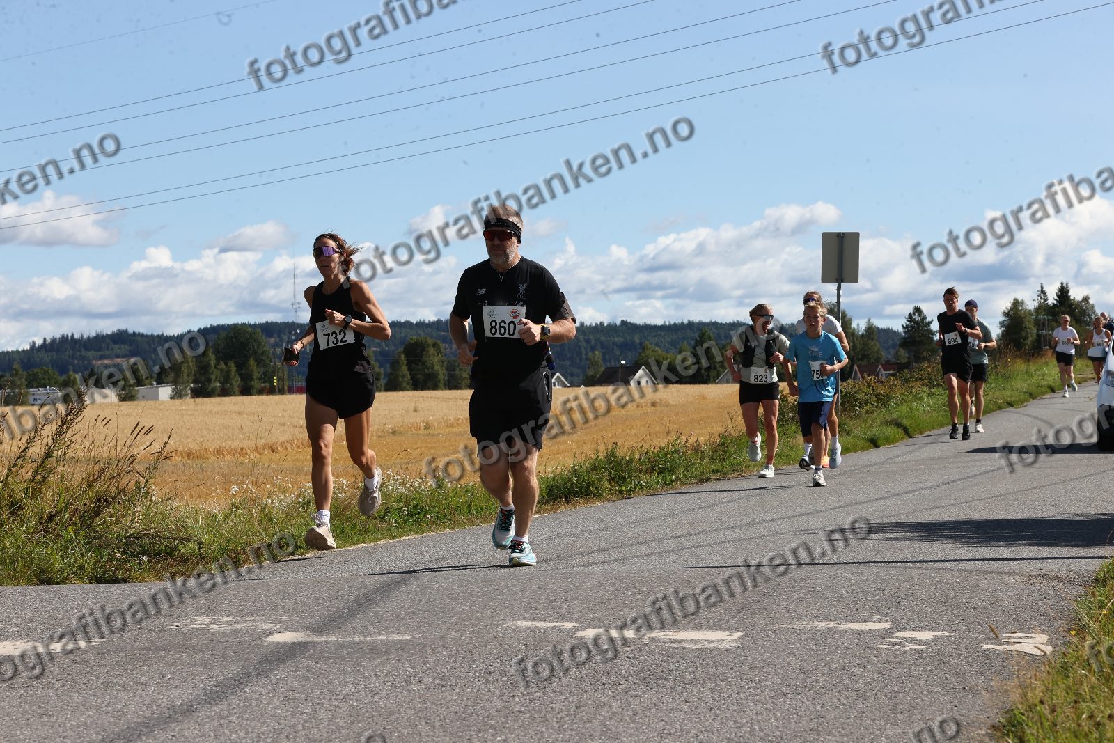 Mari Hvammen (732) · Siri Skjeggenes (823) · Jørn Aas (860)