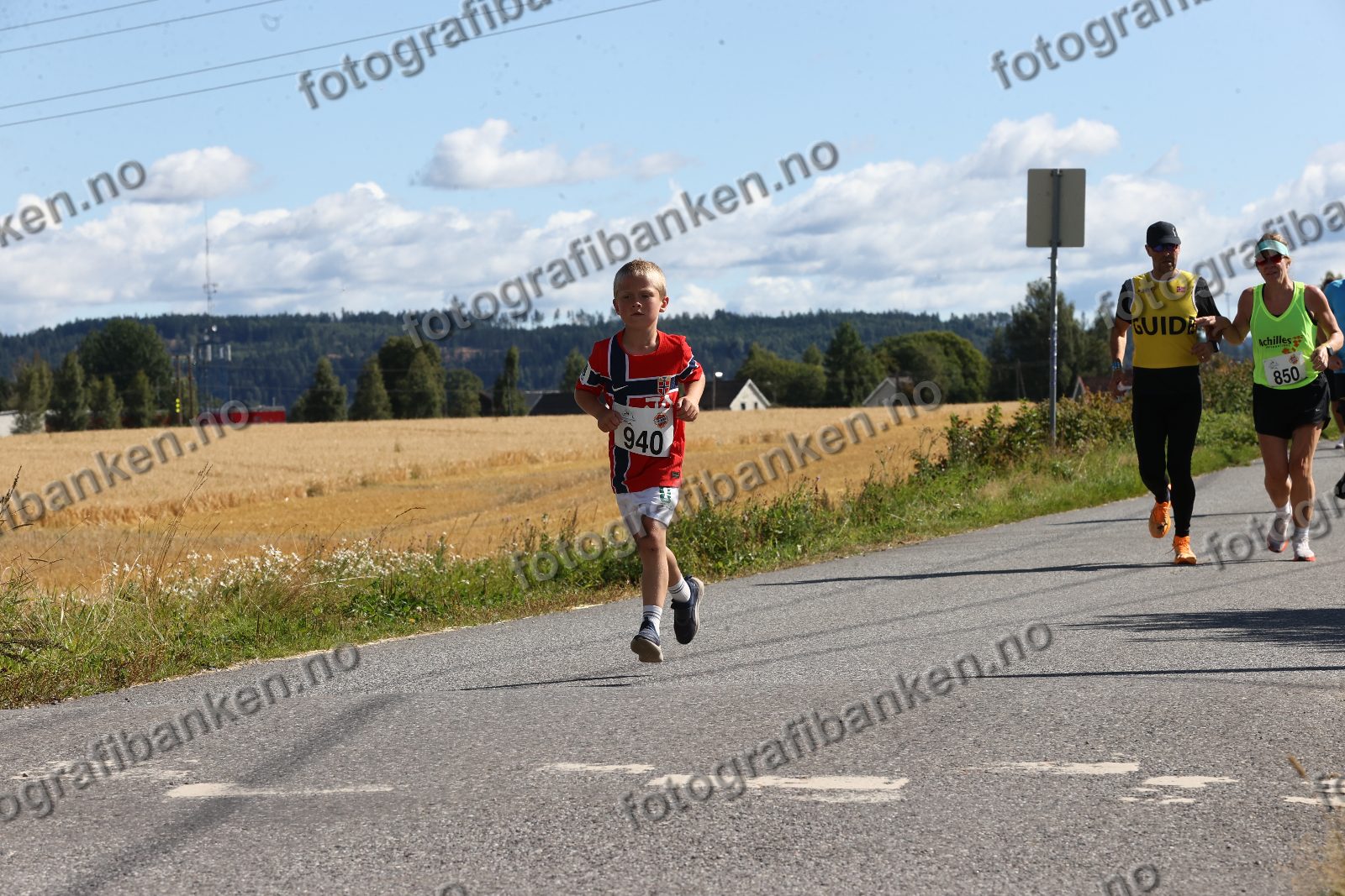 Julie Garsiot (850) · Håkon Blomberg Sveen (940)