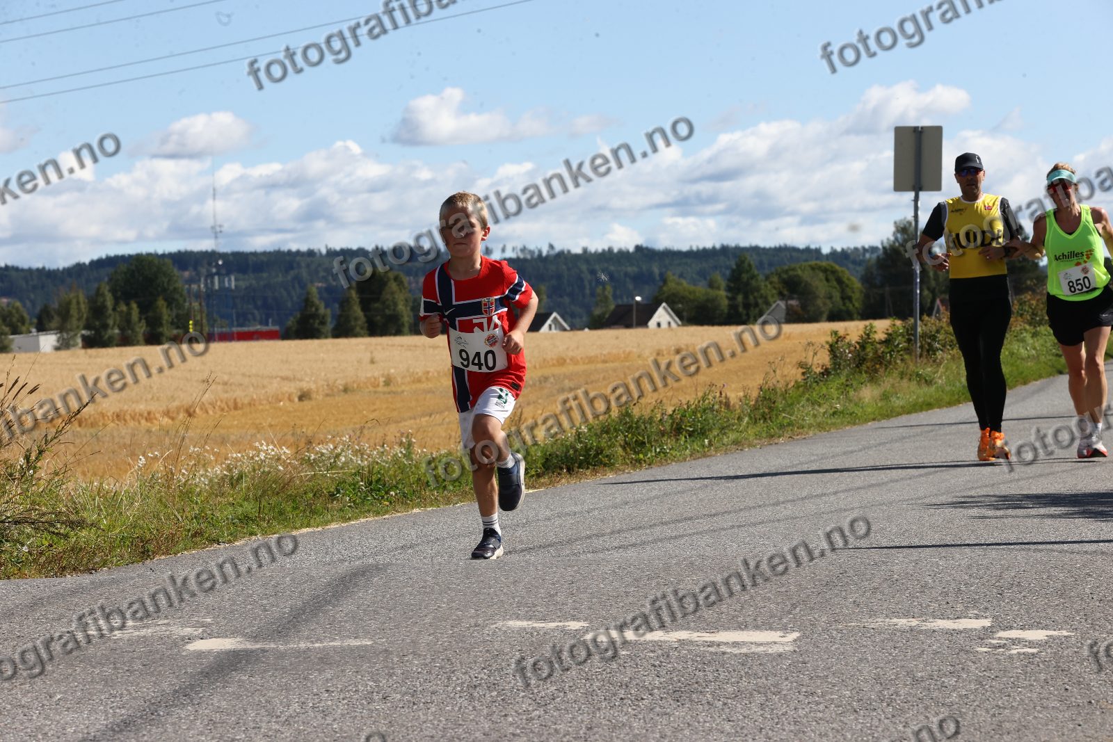 Julie Garsiot (850) · Håkon Blomberg Sveen (940)