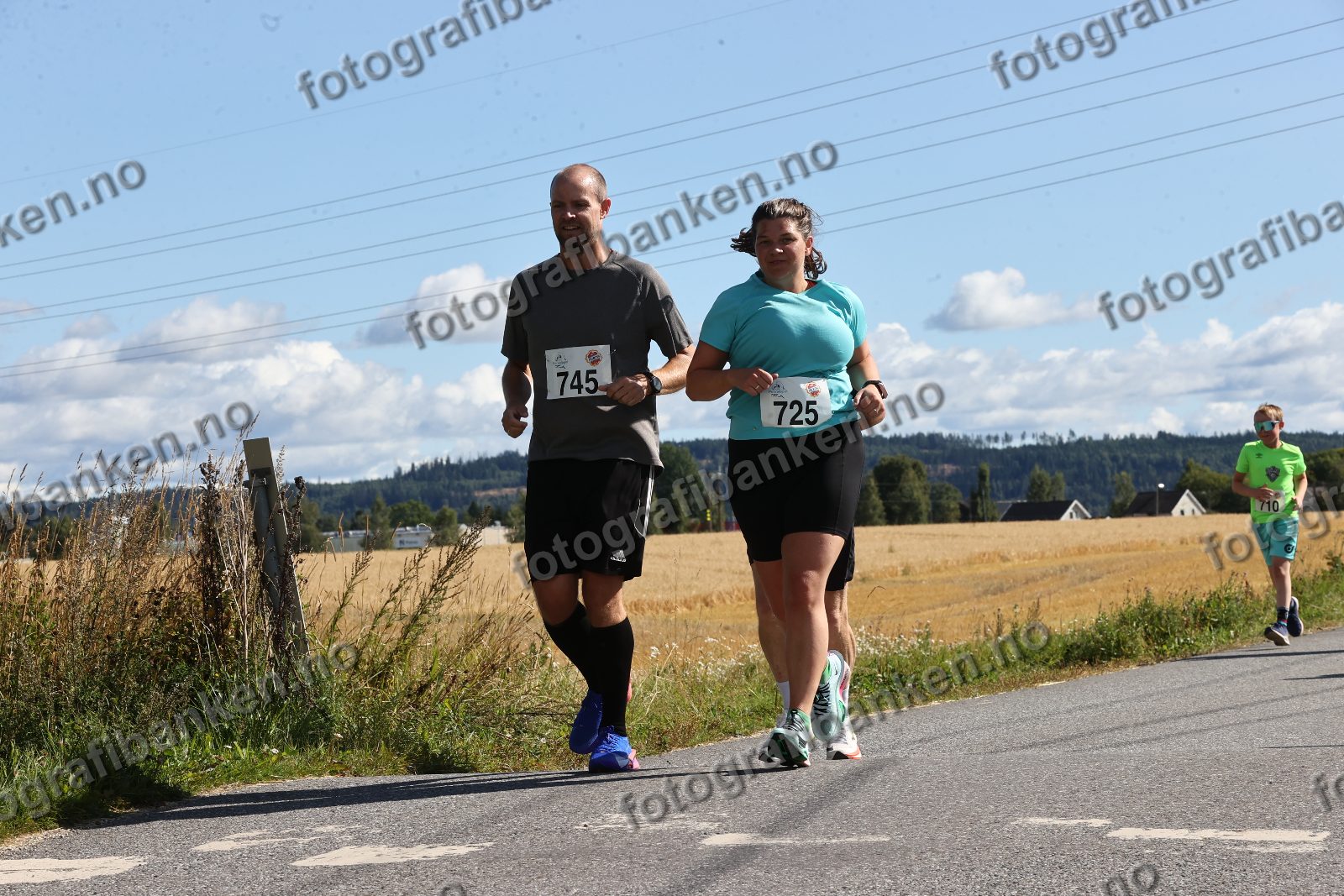 Magnus Durendahl Holum (710) · Camilla Berntsen (725) · Tommy Buksrud (745)