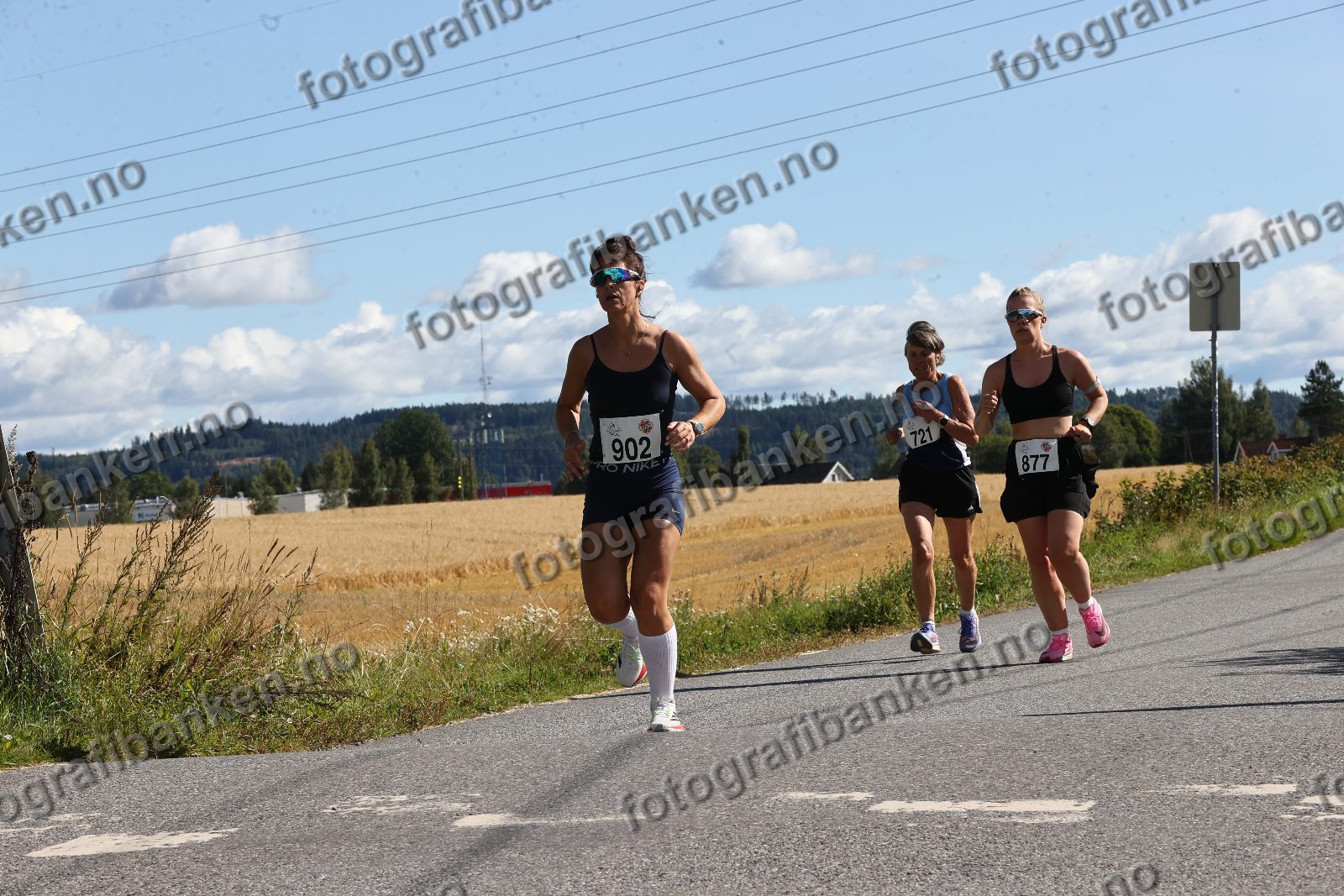 Anne Synnøve Rustad (721) · Maren Eline Høibråten (877) · Elin Flaglien Borud (902)
