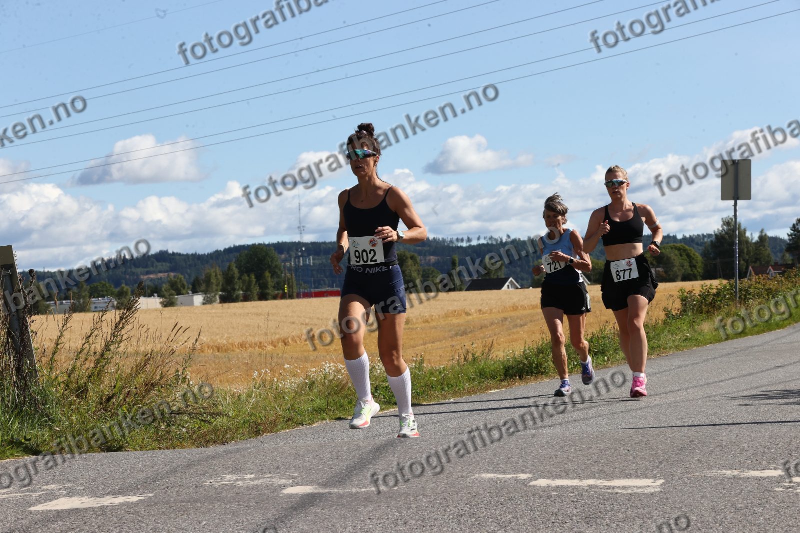 Maren Eline Høibråten (877) · Elin Flaglien Borud (902)